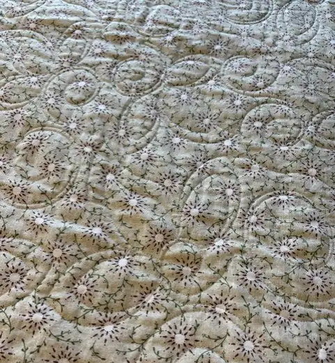 Quilt - Single Size - Photo 2