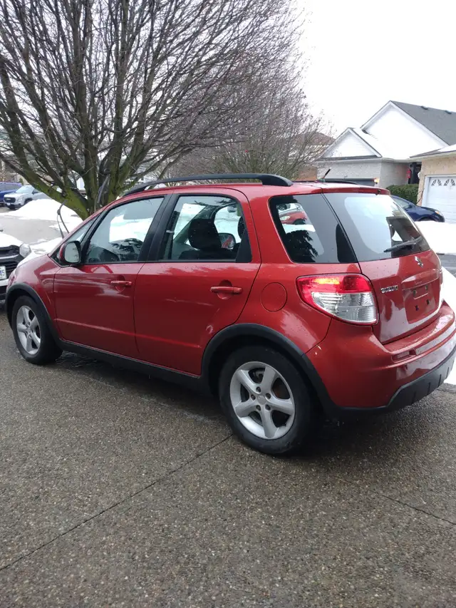 2008 SUZUKI SX4 (4WD) 79,824KM $4250 MINT!! - Photo 2