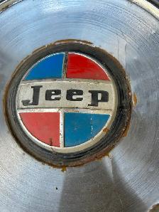 Jeep hubcaps - Photo 4