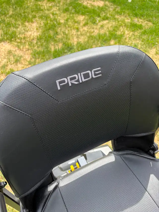 Pride Zero Turn 8 Scooter - Photo 2
