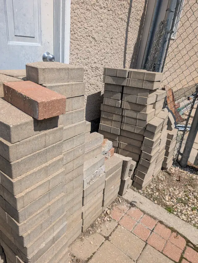 Paving Stones $2 - Photo 4