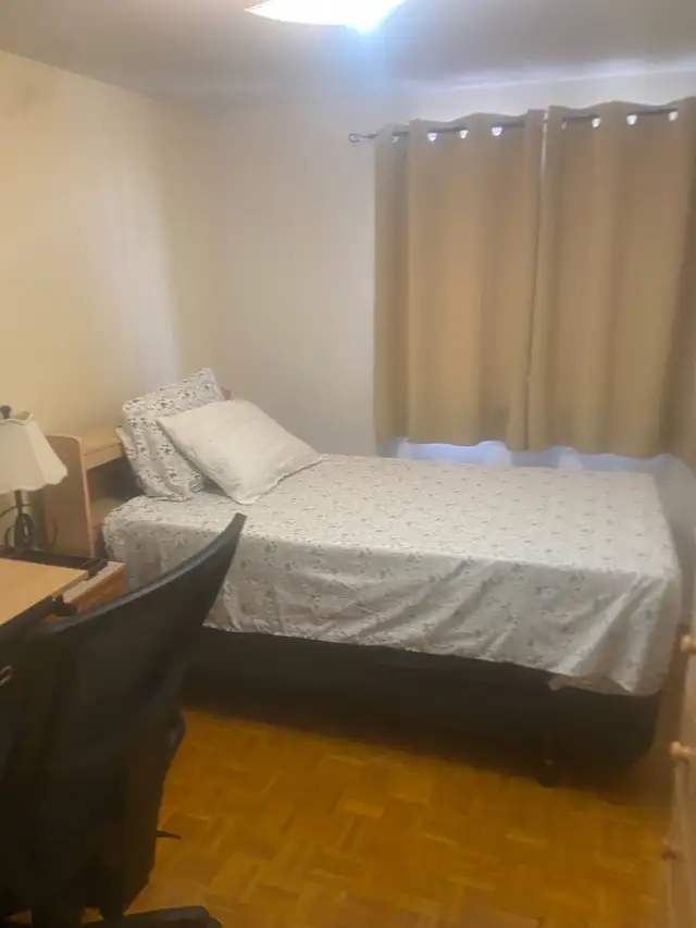 Roommate wanted - Photo 2