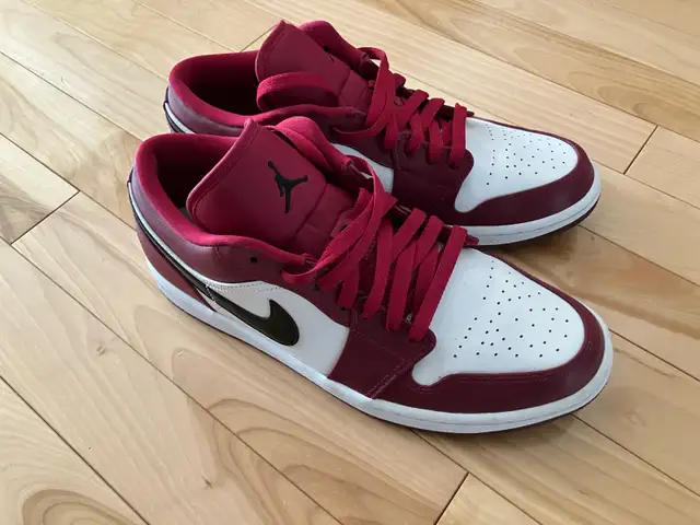 Jordan 1 Low | Noble Red | US Men’s 10 | 553558-604
