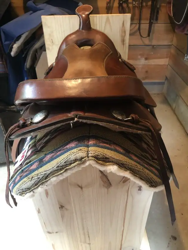Saddle for sale - Photo 3