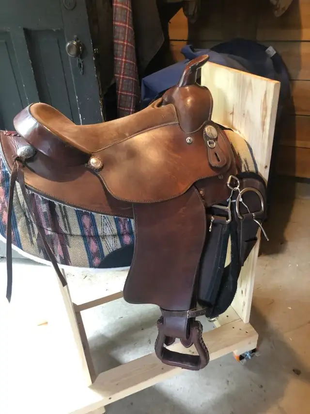 Saddle for sale - Photo 4