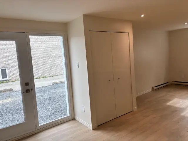 4 1/2 à louer - Photo 4