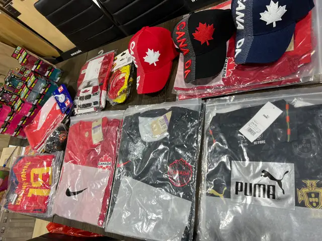 Canada Gear for Sale – Hats, Jerseys, Flags, NeeDoh Cubes   Mor - Photo 2