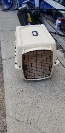 Medium Pet Carrier / Kennel – 24' x 16' x 22' - Photo 2