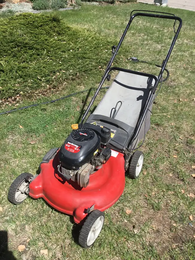 21" Lawnmower,  6.5 HP 195 cc,, starts and runs great $150 - Photo 2