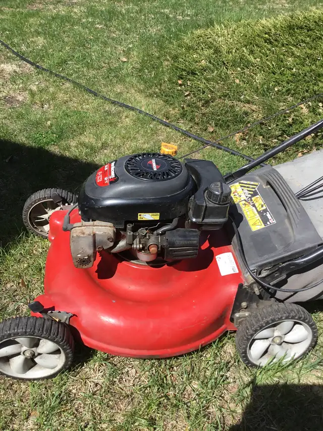 21" Lawnmower,  6.5 HP 195 cc,, starts and runs great $150 - Photo 4
