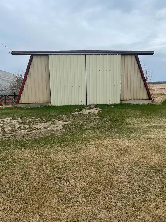 Quonset for lease. - Photo 4