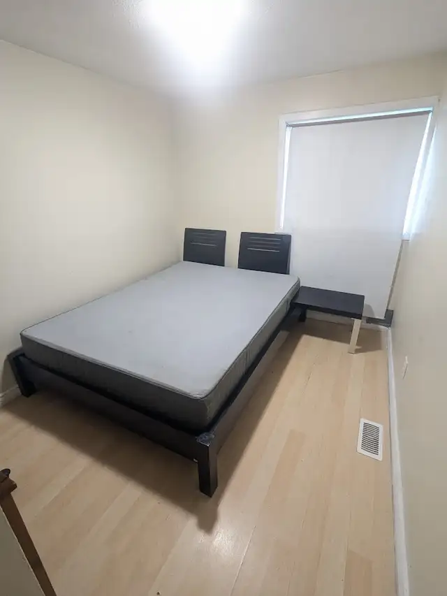 Heron Gate Mall, Easy to downtown & school, all inclusive, ASAP - Photo 6