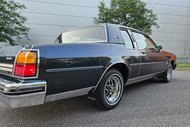 Oldsmobile Royale Brougham Coupe Sport - Photo 3