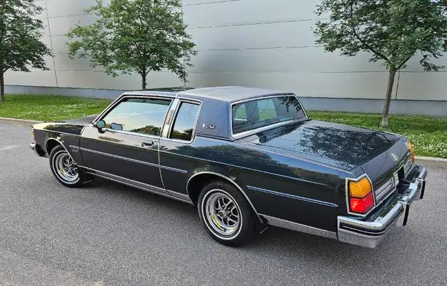 Oldsmobile Royale Brougham Coupe Sport - Photo 6