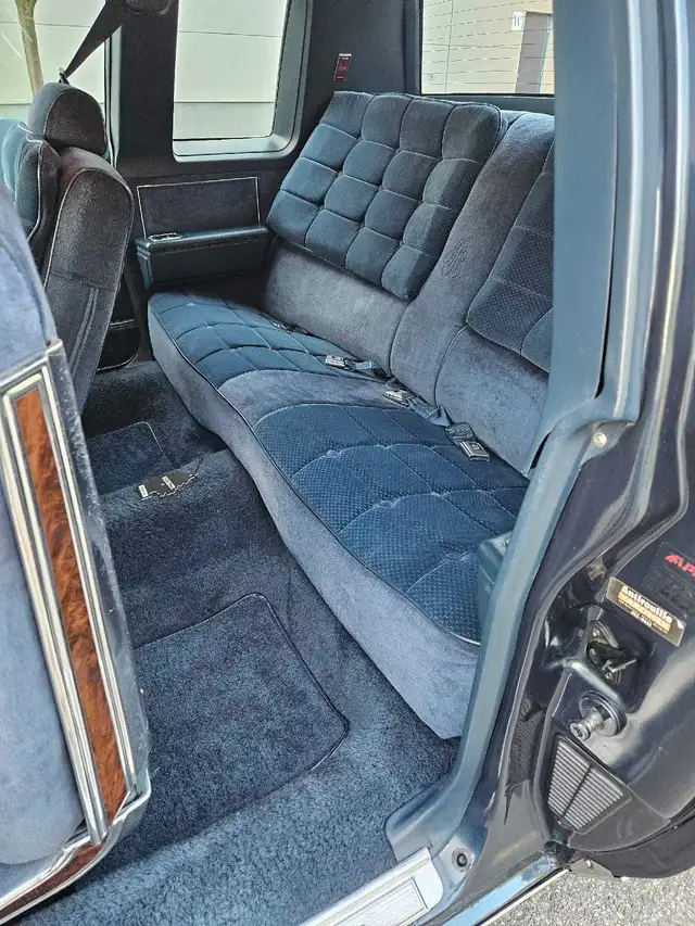 Oldsmobile Royale Brougham Coupe Sport - Photo 8
