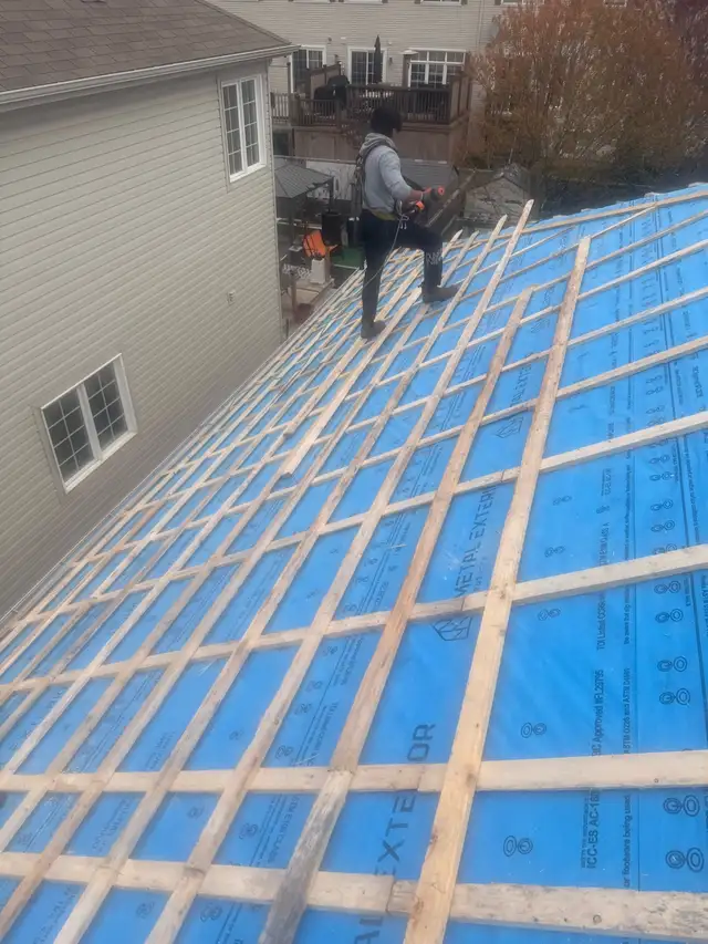 Looking to hire labour/ apprentices for roof installation - Photo 4