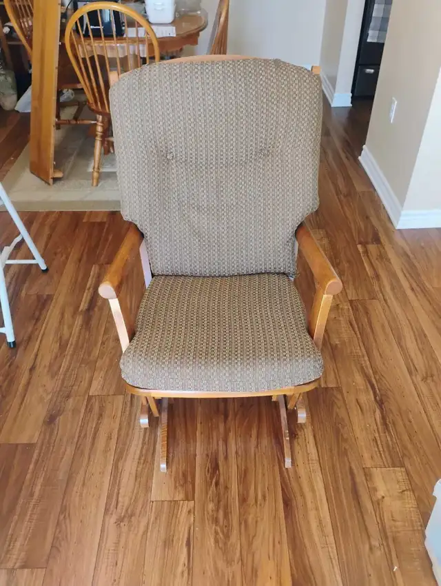 Glider rocking chair