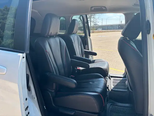 2012 Mazda5 - Photo 5