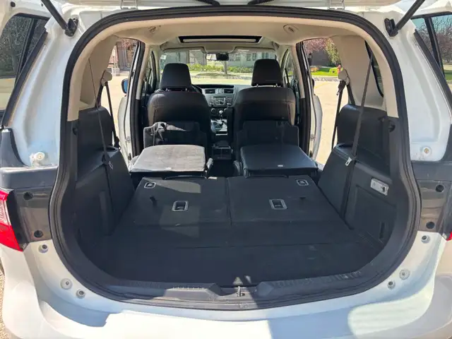 2012 Mazda5 - Photo 10