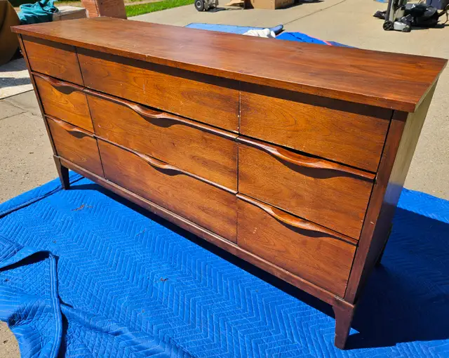 Wooden Dresser $250 Delivery Available - Photo 3