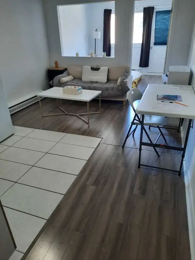 3 1/2 à sous-louer - Photo 2