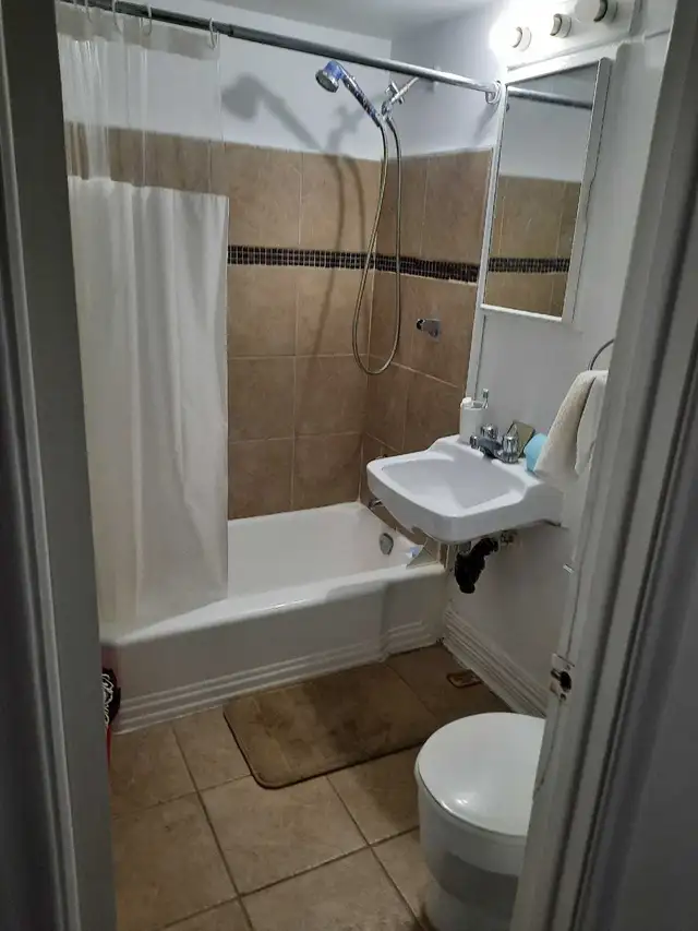 3 1/2 à sous-louer - Photo 5