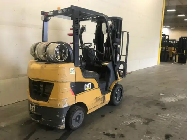 Forklift - Cat 5000lb for Sale or Renta - Photo 2