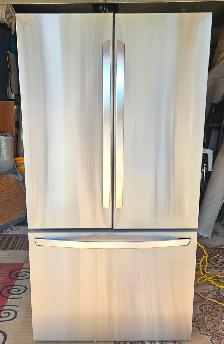BRAND NEW LG Fridge $1200. Delivery Available.