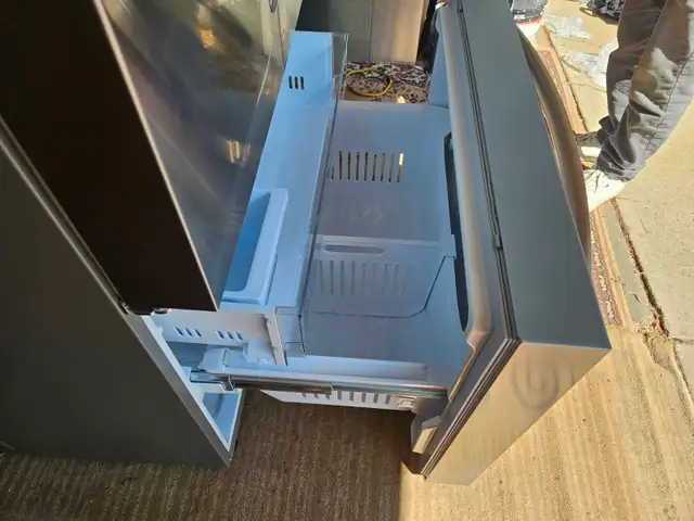 BRAND NEW LG Fridge $1200. Delivery Available. - Photo 10