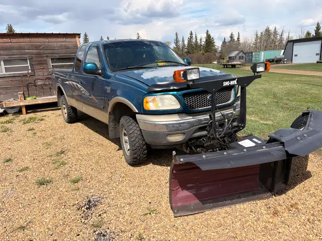 2000 F150 Plow Truck - Photo 2