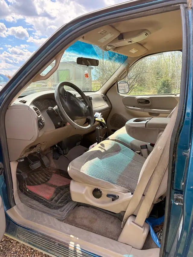 2000 F150 Plow Truck - Photo 6