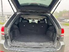 2012 Jeep Grand Cherokee Laredo - Photo 11