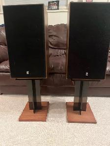 Yamaha NS645 Speakers