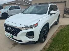 Hyundai Santa Fe Ultimate - 1 Owner - New Factory Engine - Photo 2