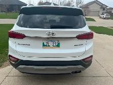 Hyundai Santa Fe Ultimate - 1 Owner - New Factory Engine - Photo 4