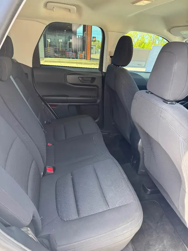 2022 Ford Bronco Sport 4 x 4 - Photo 4