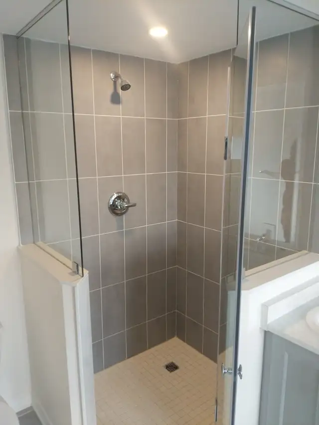 Bright and Spacious 4 Bedroom Townhouse in Ancaster (Hamilton) - Photo 9