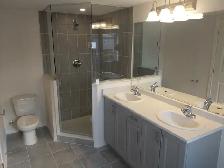 Bright and Spacious 4 Bedroom Townhouse in Ancaster (Hamilton) - Photo 17