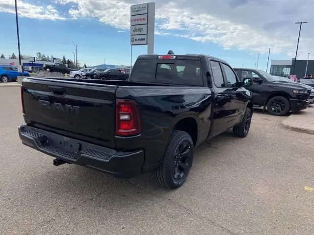 2026 Ram 1500 Express - Photo 5