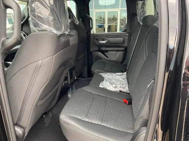 2026 Ram 1500 Express - Photo 13