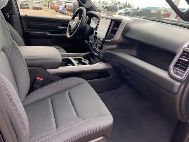 2026 Ram 1500 Express - Photo 15