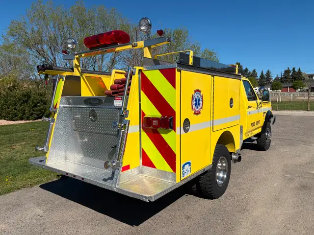 1991 F350 Fire Truck 4x4 - Photo 2