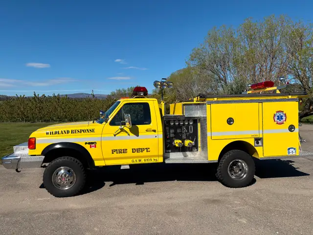 1991 F350 Fire Truck 4x4 - Photo 3