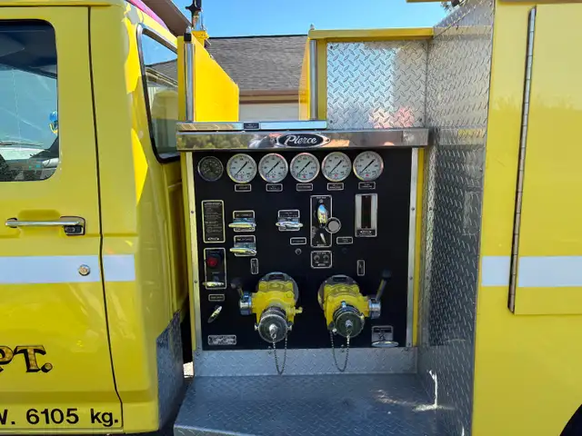 1991 F350 Fire Truck 4x4 - Photo 9