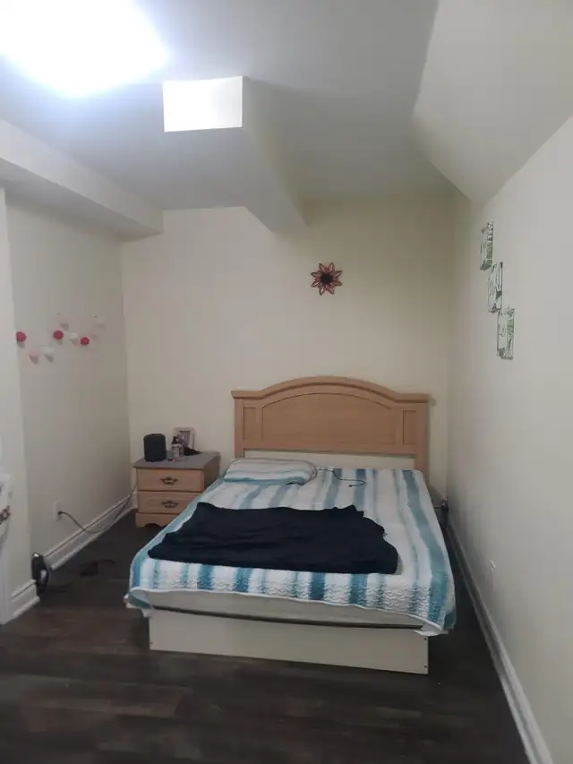 ONE BEDROOM BASEMENT FOR RENT! UTILITIES INCL! AVAIL JULY 1 - Photo 2