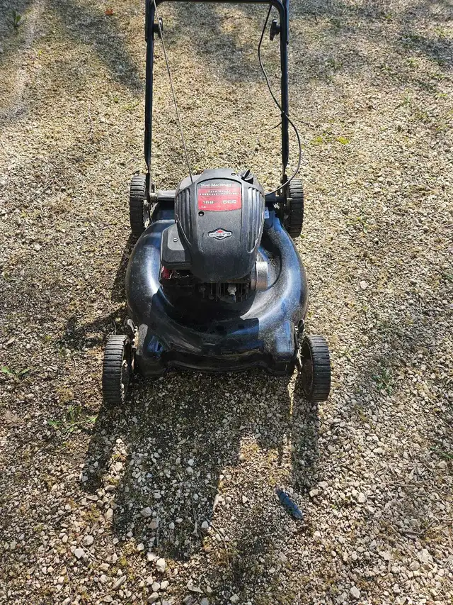 lawnmower yard Machine