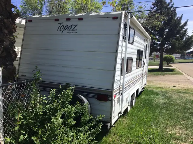 22 ft holiday trailer - Photo 2
