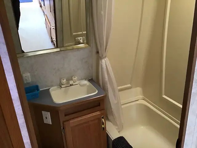 22 ft holiday trailer - Photo 7