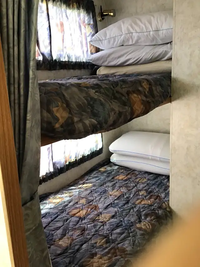 22 ft holiday trailer - Photo 9
