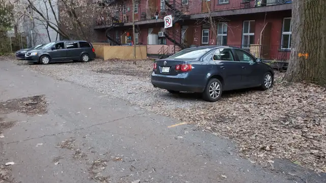 stationnement Plateau Mile-End $ 75 - Photo 3